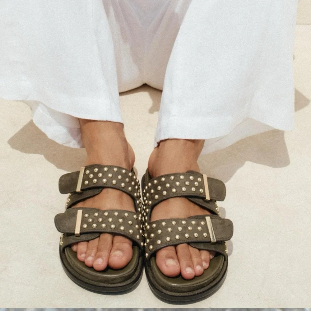 Zara  studded leather buckle sandals, Khaki green - Picture 9 of 16